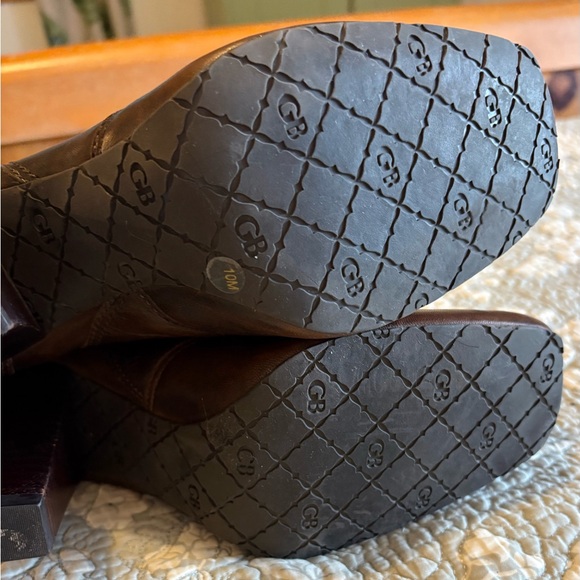 Vintage Gianni Bini Brown Leather 4 Inch Heel Boot w Front Zipper & Square Toe - Picture 2 of 11